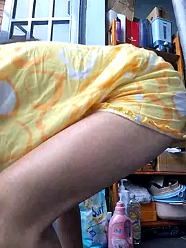 Baby-sexytits18 online show from November 2, 12:37 am