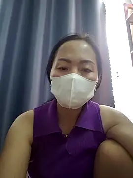 Baby-sexytits18 online show from December 3, 1:50 am