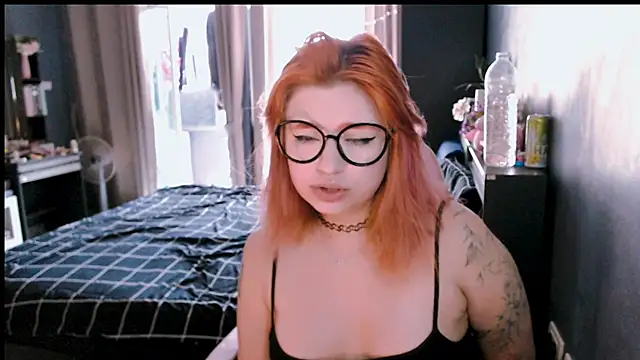 candy lina online show from February 9, 7:39 am