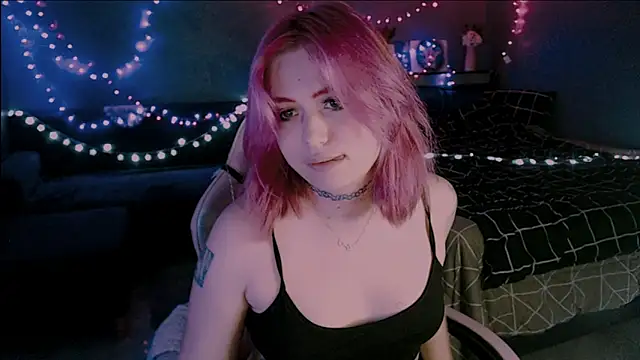 candy lina online show from January 6, 4:11 pm