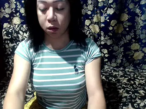 urprincessnicolexxx online show from February 23, 11:16 pm