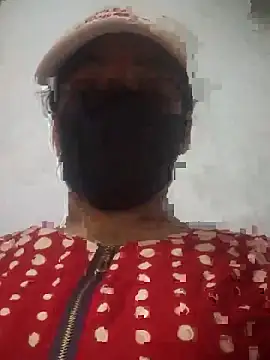 Snapshot of Tharukasenevirathne chatting on May 9, 4:32 pm Tharukasenevirathne online show from May 9, 4:32 pm
