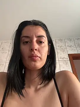 Snapshot of Catmila94 chatting on February 4, 3:51 pm Catmila94 online show from February 4, 3:51 pm