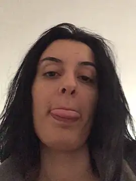 Snapshot of Catmila94 chatting on November 22, 3:11 pm Catmila94 online show from November 22, 3:11 pm