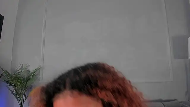 Isabellsmmith online show from March 23, 3:54 am