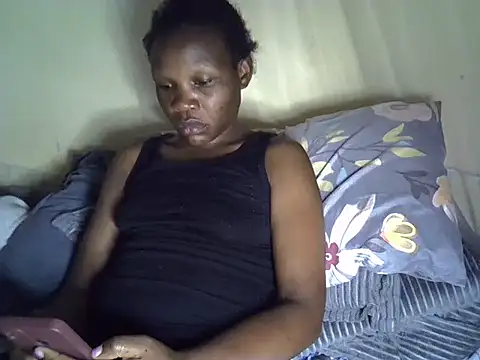 Sweet serah online show from April 7, 3:30 am