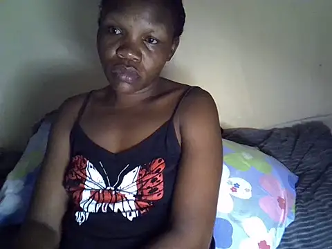 Snapshot of Sweet_serah chatting on June 13, 3:48 am Sweet serah online show from June 13, 3:48 am
