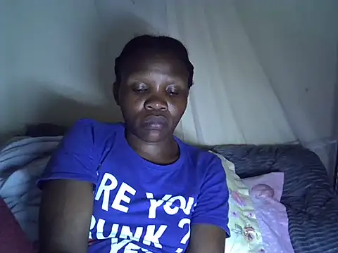 Snapshot of Sweet_serah chatting on June 9, 3:35 pm Sweet serah online show from June 9, 3:35 pm