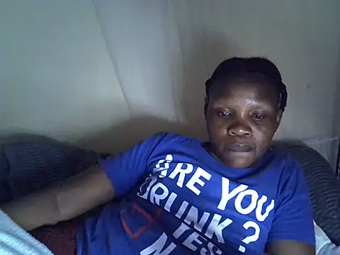 Snapshot of Sweet_serah chatting on June 8, 3:23 pm Sweet serah online show from June 8, 3:23 pm