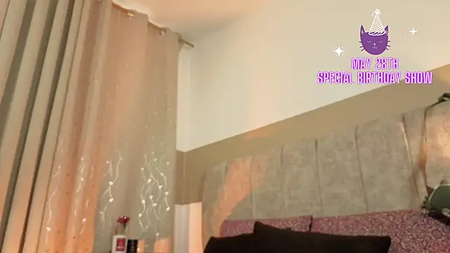 Snapshot of Zara_dulce chatting on May 22, 12:03 pm Zara dulce online show from May 22, 12:03 pm