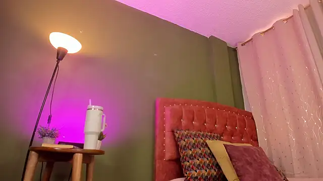 Zara dulce online show from December 18, 1:04 pm