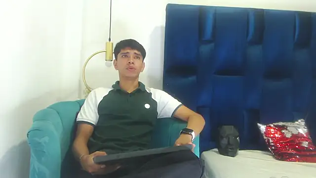 Santy carrington online show from March 14, 2:34 pm