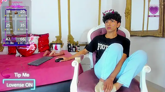 Santy carrington online show from February 4, 9:41 pm