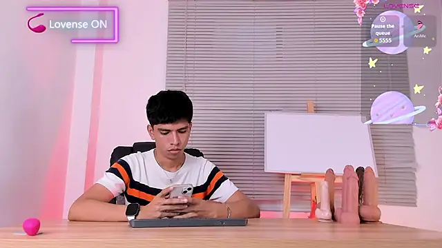 Santy carrington online show from April 6, 8:54 pm