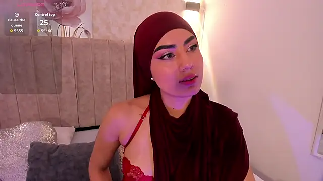 fatimarab online show from November 14, 6:00 pm