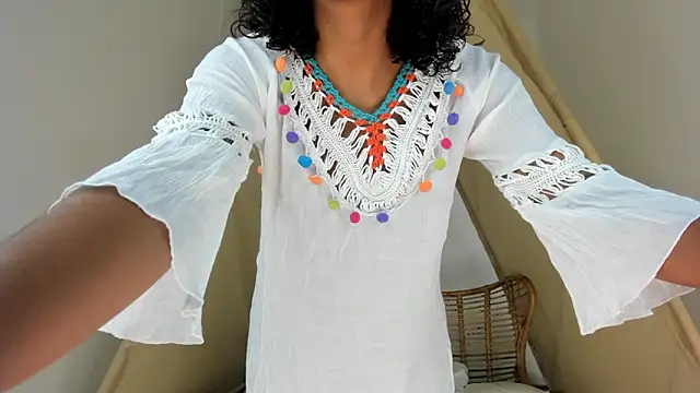 Ariella Ruiz online show from October 12, 12:06 pm
