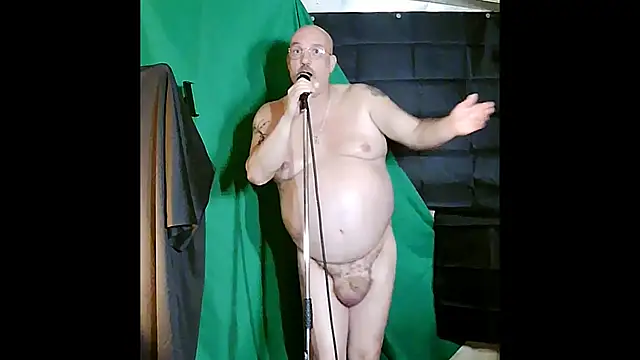 Snapshot of ShamelessMan chatting on September 30, 6:25 pm ShamelessMan online show from September 30, 6:25 pm