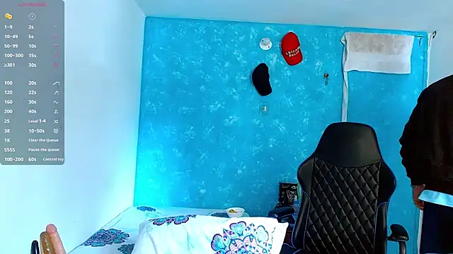 Snapshot of bray_hotboy777 chatting on March 19, 3:29 pm bray hotboy777 online show from March 19, 3:29 pm