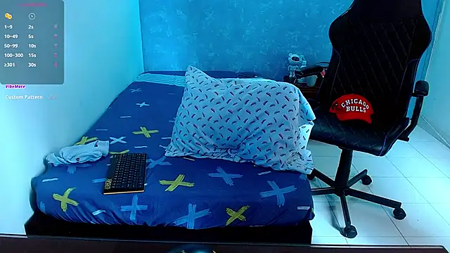 Snapshot of bray_hotboy777 chatting on February 27, 3:59 pm bray hotboy777 online show from February 27, 3:59 pm