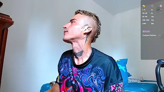 Snapshot of bray_hotboy777 chatting on October 2, 3:48 pm bray hotboy777 online show from October 2, 3:48 pm