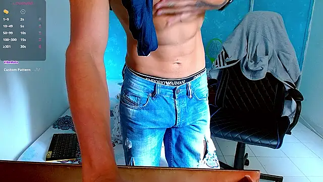 Snapshot of bray_hotboy777 chatting on February 21, 6:15 pm bray hotboy777 online show from February 21, 6:15 pm