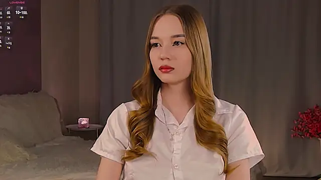 nik0le  online show from January 13, 1:31 am