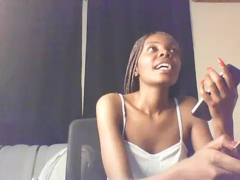 sweetanabella4 online show from April 14, 7:46 am