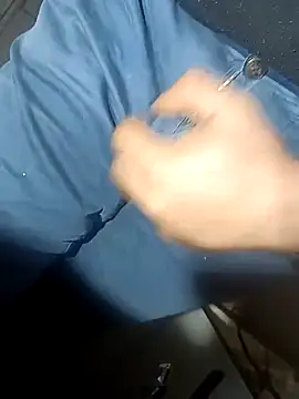 Snapshot of franko1987 chatting on March 13, 5:00 am franko1987 online show from March 13, 5:00 am