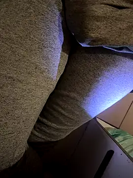 Snapshot of franko1987 chatting on February 13, 4:12 am franko1987 online show from February 13, 4:12 am