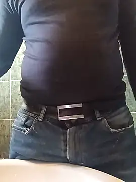 Snapshot of franko1987 chatting on March 8, 9:17 am franko1987 online show from March 8, 9:17 am