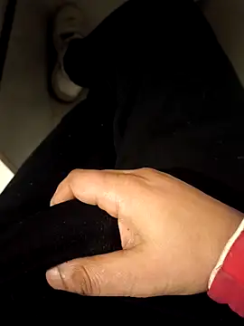 Snapshot of franko1987 chatting on February 12, 6:24 am franko1987 online show from February 12, 6:24 am