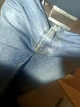 Snapshot of franko1987 chatting on March 20, 4:07 am franko1987 online show from March 20, 4:07 am