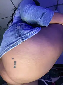 JennamartinyII online show from December 3, 1:32 pm