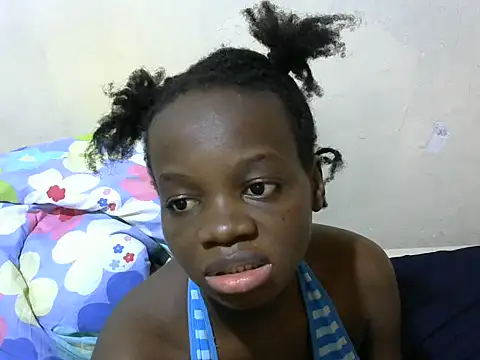 Snapshot of Thicky_kyla chatting on July 11, 10:26 am Thicky kyla online show from July 11, 10:26 am