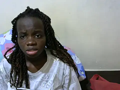 Snapshot of Thicky_kyla chatting on June 26, 11:05 am Thicky kyla online show from June 26, 11:05 am