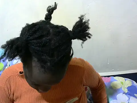 Snapshot of Thicky_kyla chatting on July 10, 9:53 am Thicky kyla online show from July 10, 9:53 am