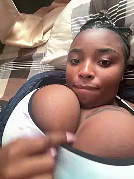 Snapshot of Savage_baby chatting on June 18, 10:31 am Savage baby online show from June 18, 10:31 am