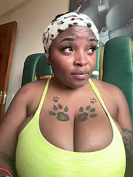 Snapshot of Savage_baby chatting on July 4, 11:49 am Savage baby online show from July 4, 11:49 am