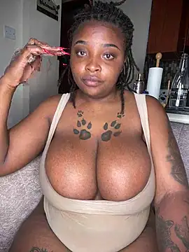 Snapshot of Savage_baby chatting on January 21, 4:27 pm Savage baby online show from January 21, 4:27 pm