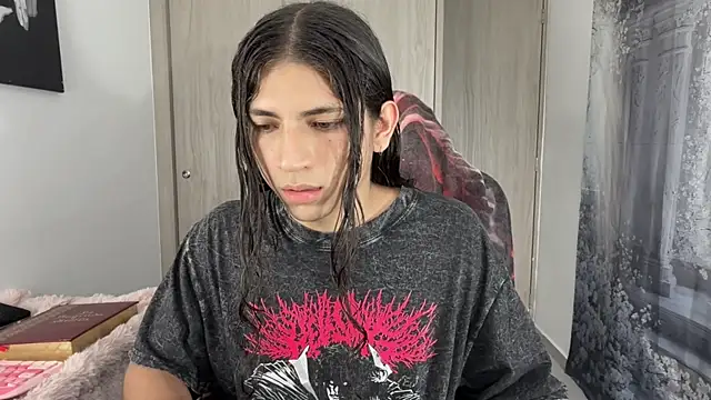 Snapshot of gabriel__manson chatting on February 14, 10:43 pm gabriel manson online show from February 14, 10:43 pm