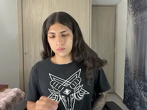 Snapshot of gabriel__manson chatting on December 5, 12:10 am gabriel manson online show from December 5, 12:10 am