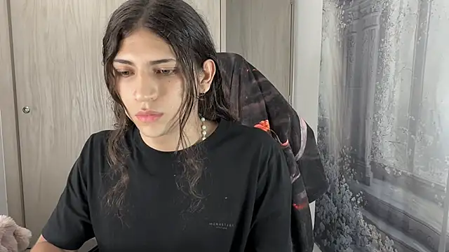 Snapshot of gabriel__manson chatting on December 14, 1:12 am gabriel manson online show from December 14, 1:12 am