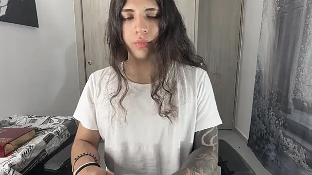 gabriel  manson online show from April 12, 5:33 am