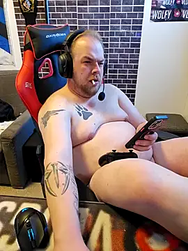 PupW0lfy online show from February 17, 3:00 pm