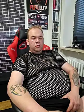 PupW0lfy online show from December 2, 3:20 pm