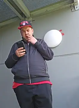 PupW0lfy online show from October 1, 10:30 am