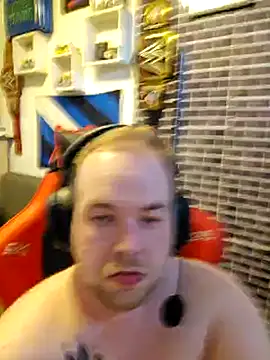 PupW0lfy online show from February 27, 4:32 pm