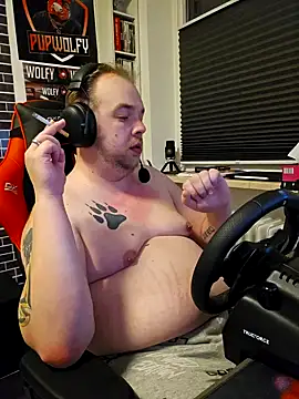 PupW0lfy online show from February 2, 5:58 pm