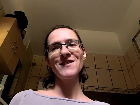 Milky hairy mommy online show from October 17, 10:39 am