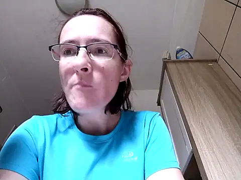 Milky hairy mommy online show from October 9, 8:26 am